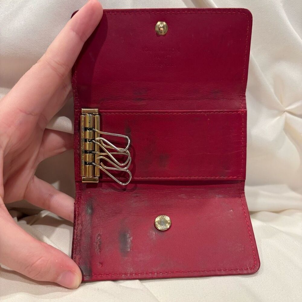 🎄 SALE! Louis Vuitton Red Monogram Patent Leather Keyring Case Key Holder - Picture 7 of 11
